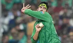 ബാറ്റർമാർക്ക് അങ്ങനെ ചെയ്യാനുള്ള അവകാശമുണ്ട്; ബാക്കിയൊക്കെ അമ്പയർ നോക്കിക്കോളും; ഉസ്മാൻ താരിഖിനെ സമ്മർദ്ദത്തിലാക്കാനുള്ള വഴി പറഞ്ഞ് അശ്വിൻ