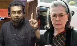 ദേശീയതലത്തില് ഇന്ത്യ മുന്നണി; കേരളത്തില് എതിരാളികള്; ജോണ് ബ്രിട്ടാസിന്റെ പ്രസംഗത്തെ പിന്തുണച്ച് സോണിയ ഗാന്ധി; രാജ്യസഭയില് നടന്നത് അത്യപൂര്വ്വ നീക്കം; രാഷ്ട്രീയ കേരളത്തെ ചൂടുപിടിപ്പിച്ച് സോണിയയുടെ ആ കത്ത് ചര്ച്ചയാകുന്നു ദേശീയതലത്തില് ഇന്ത്യ മുന്നണി; കേരളത്തില് എതിരാളികള്; ജോണ് ബ്രിട്ടാസിന്റെ പ്രസംഗത്തെ പിന്തുണച്ച് സോണിയ ഗാന്ധി; രാജ്യസഭയില് നടന്നത് അത്യപൂര്വ്വ നീക്കം; രാഷ്ട്രീയ കേരളത്തെ ചൂടുപിടിപ്പിച്ച് സോണിയയുടെ ആ കത്ത് ചര്ച്ചയാകുന്നു