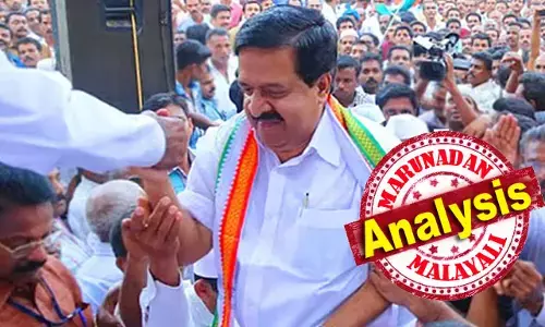 ചെന്നിത്തലയെ ഇറക്കി ഹൈക്കമാന്‍ഡ് കളി മാറ്റുന്നു; നല്‍കുന്നത് സമുദായ നേതാക്കളെ പിണക്കരുതെന്ന സന്ദേശം; തരൂരിനേയും ഷാഫിയേയും മുന്നില്‍ നിര്‍ത്തുന്നത്‌യുവാക്കളേയും ജെന്‍സികളേയും ചേര്‍ത്തു നിര്‍ത്താന്‍; പ്രചാരണ സമിതിയുടെ നായകനാക്കി ചെന്നിത്തലയെ മാറ്റുന്നത് എന്‍ എസ് എസിനേയും എസ് എന്‍ ഡി പിയേയും അടുപ്പിക്കാന്‍; ഗ്രൂപ്പുകളെ ഒതുക്കാന്‍ പുതിയ സോഷ്യല്‍ എന്‍ജിനീയറിംഗ്; കെപിസിസിയുടെ ചുമതല ആര്‍ക്കു നല്‍കും?