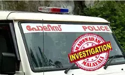 മാലിന്യം ശേഖരിക്കാനെന്ന വ്യാജേന ഫ്‌ലാറ്റില്‍ കയറി വയോധികയെ ആക്രമിച്ച് സ്വര്‍ണാഭരണങ്ങള്‍ കവര്‍ന്നു; തിരുവനന്തപുരം നഗരത്തെ നടുക്കി മോഷണം;  കഴുത്തില്‍ തിരിച്ചറിയല്‍ കാര്‍ഡുകള്‍ തൂക്കി കോര്‍പ്പറേഷന്‍ ജീവനക്കാരാണെന്ന് തെറ്റിദ്ധരിപ്പിച്ചു; സ്ത്രീകള്‍ അടങ്ങുന്ന അഞ്ചംഗ സംഘം കസ്റ്റഡിയില്‍