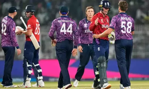 തകര്‍ത്തടിച്ച് ടോം ബെന്റണ്‍; കറക്കിവീഴ്ത്തി ആദില്‍ റഷീദും; നിര്‍ണായക മത്സരത്തില്‍ സ്‌കോട്ട്ലന്‍ഡിനെതിരെ ഇംഗ്ലണ്ടിന് അനായാസ വിജയം