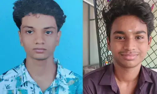 നാടിന്റെ നോവായി കണ്ണനും ബിബിനും; പരവൂരില്‍ കടലില്‍ കുളിക്കാനിറങ്ങി കാണാതായ വിദ്യാര്‍ത്ഥികളുടെ മൃതദേഹം കണ്ടെത്തി