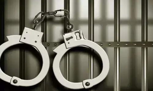 ബാങ്ക് ലോക്കറില്‍ സൂക്ഷിച്ച 2.7 കിലോ ഗ്രാം സ്വര്‍ണം കാണാനില്ല; ലോക്കര്‍ തുറന്ന് സ്വര്‍ണം മോഷ്ടിച്ച് അസിസ്റ്റന്റ് മാനേജര്‍: സ്വര്‍ണം മോഷ്ടിച്ചത് ഓണ്‍ലൈന്‍ ഗെയിം കളിക്കാന്‍ പണം കണ്ടെത്താന്‍