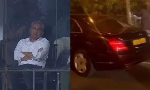 ആരു കാണാതെ മുങ്ങിയേക്കാം; പാക്കിസ്ഥാന്റെ തോല്‍വിക്ക് മുന്‍പേ സ്റ്റേഡിയത്തില്‍ നിന്ന് ഒളിച്ചോടി പി.സി.ബി ചെയര്‍മാന്‍ മുഹ്സിന്‍ നഖ്വി