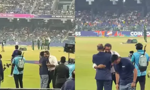 ഹസ്തദാനമില്ല;  ടോസിന് മുമ്പ് പരസ്പരം മുഖത്തുപോലും നോക്കാതെ അകലം പാലിച്ച സൂര്യകുമാറും സല്‍മാന്‍ അലി ആഗയും ഒരുവശത്ത്; വസിം അക്രമിനെ ആലിംഗനം ചെയ്ത് രോഹിത് ശര്‍മ; കൊളംബോയില്‍ കണ്ട നാടകീയ രംഗങ്ങള്‍