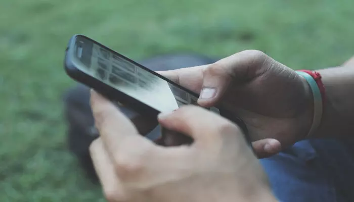 കൗമാരക്കാര്ക്കിടയിലെ കൊറിയന് ഭ്രമം; സ്കൂളുകളിലും കോളേജുകളിലും ബോധവത്ക്കരണ കാമ്പയില് നടത്താന് പോലിസ് കൗമാരക്കാര്ക്കിടയിലെ കൊറിയന് ഭ്രമം; സ്കൂളുകളിലും കോളേജുകളിലും ബോധവത്ക്കരണ കാമ്പയില് നടത്താന് പോലിസ്