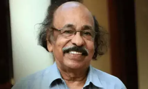 സച്ചിദാനന്ദന്‍ അധ്യക്ഷനായ സാഹിത്യ അക്കാദമി ഭരണസമിതിയുടെ കാലാവധി നീട്ടി; പിണക്കാതെ മുമ്പോട്ട് പോകാന്‍ പിണറായി സര്‍ക്കാര്‍