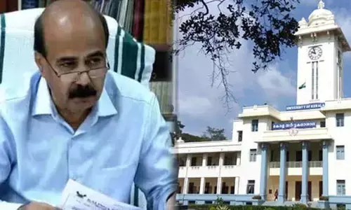 കേരള സര്‍വകലാശാല വി സി മോഹനന്‍ കുന്നുമ്മല്‍ നേരിട്ട് ഹൈക്കോടതിയില്‍ ഹാജരാവാന്‍ നിര്‍ദേശം; വി സിക്കെതിരെ കോടതിയലക്ഷ്യം നിലനില്‍ക്കുമെന്ന് ഹൈക്കോടതി