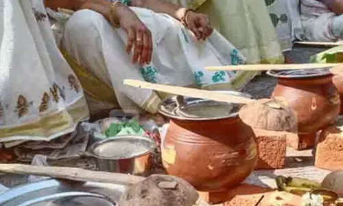 ആറ്റുകാല് പൊങ്കാല: തിരുവനന്തപുരം ജില്ലയില് മാര്ച്ച് മൂന്നിന് പ്രാദേശിക അവധി ആറ്റുകാല് പൊങ്കാല: തിരുവനന്തപുരം ജില്ലയില് മാര്ച്ച് മൂന്നിന് പ്രാദേശിക അവധി