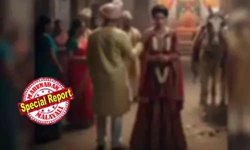 വിവാഹം കഴിഞ്ഞ് മണിക്കൂറുകള്, യാത്രയയപ്പിന് തൊട്ടുമുമ്പ് ക്ലൈമാക്സ്! കല്യാണ വീട്ടില് അതിഥികളായി എത്തിയത് ഒരു സംഘം ട്രാന്സ്ജെന്ഡറുകള്; വരനെ കണ്ടതും അവര് ഞെട്ടി; പണം വാങ്ങി മൂടിവച്ച രഹസ്യം അവര് വെളിപ്പെടുത്തി; അതോടെ സിനിമയെ വെല്ലുന്ന ട്വിസ്റ്റ്; ഒടുവില് വധുവില്ലാതെ വരന് പടിയിറങ്ങി! വിവാഹം കഴിഞ്ഞ് മണിക്കൂറുകള്, യാത്രയയപ്പിന് തൊട്ടുമുമ്പ് ക്ലൈമാക്സ്! കല്യാണ വീട്ടില് അതിഥികളായി എത്തിയത് ഒരു സംഘം ട്രാന്സ്ജെന്ഡറുകള്; വരനെ കണ്ടതും അവര് ഞെട്ടി; പണം വാങ്ങി മൂടിവച്ച രഹസ്യം അവര് വെളിപ്പെടുത്തി; അതോടെ സിനിമയെ വെല്ലുന്ന ട്വിസ്റ്റ്; ഒടുവില് വധുവില്ലാതെ വരന് പടിയിറങ്ങി!