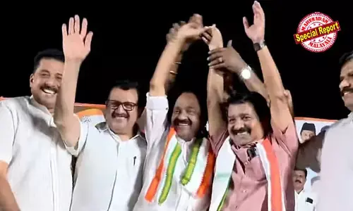 ഇടതുപക്ഷം ഇടതുപക്ഷമല്ലാതായി, വിഎസിന് നല്‍കിയ ക്യാപ്പിറ്റല്‍ പണിഷ്‌മെന്റ് എനിക്കും നല്‍കി! ചുവപ്പ് വിട്ട് കൈപിടിച്ച് എ.സുരേഷ്; പാലക്കാട്ടെ പുതുയുഗ യാത്രയില്‍ ട്വിസ്റ്റ്; 13 വര്‍ഷത്തെ വേദനയ്ക്ക് കോണ്‍ഗ്രസ് മരുന്ന്; മലമ്പുഴയില്‍ യു.ഡി.എഫ്. സ്വതന്ത്രനായി മത്സരിക്കും? വിസ്മയങ്ങള്‍ തുടങ്ങുന്നതേയുള്ളു എന്ന് വി ഡി സതീശന്‍