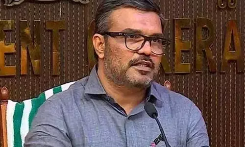 കുടിപ്പിക്കാനല്ല, ഏകീകരിക്കാന്‍! ബാര്‍ സമയം കൂട്ടിയതിനെ ന്യായീകരിച്ച് എം.ബി രാജേഷ്; ബംഗളൂരുവില്‍ പുലര്‍ച്ചെ വരെയാകാമെങ്കില്‍ കേരളത്തിലെന്താ തടസ്സം? സഭയുടെ വിമര്‍ശനം അറിയില്ല; മദ്യനിരോധനം തട്ടിപ്പാണെന്ന് പ്രതിപക്ഷ നേതാവ് തന്നെ പറഞ്ഞിട്ടുണ്ടെന്നും മന്ത്രി