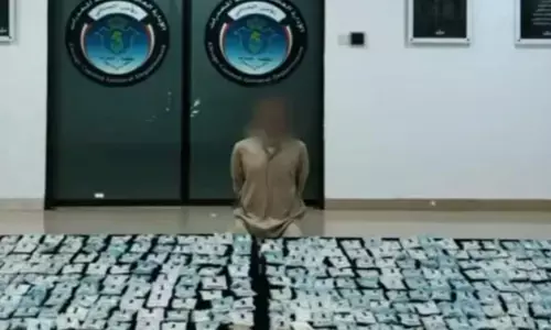 കുവൈറ്റും ഇറാഖും ചേർന്ന് ഒരുമിച്ച് നടത്തിയ ഓപ്പറേഷൻ; പിടിച്ചെടുത്തത് കോടികൾ വിലമതിക്കുന്ന മയക്കുമരുന്ന്; ഒരാളെ കൈയ്യോടെ പൊക്കി