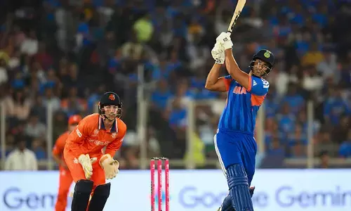 ശിവം ദുബെയുടെ വെടിക്കെട്ട് ഇന്നിങ്സിൽ തകർന്ന് നെതർലൻഡ്‌സ്; നരേന്ദ്ര മോദി സ്റ്റേഡിയത്തിൽ റൺമല തീർത്ത് സൂര്യയും സംഘവും; ഡച്ച് പടയ്ക്ക് 194 റൺസ് വിജയലക്ഷ്യം; ലോഗൻ വാൻ ബീക്കിന് 3 വിക്കറ്റ്