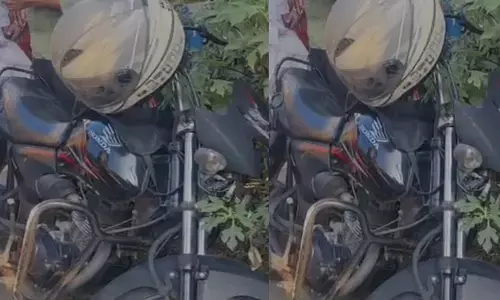 സ്പീഡിലെത്തിയ ബൈക്ക് ഇടിച്ച് അപകടം; ഇടുക്കിയിൽ കാൽനട യാത്രക്കാരിക്ക് ദാരുണാന്ത്യം; മരിച്ചത് തള്ളക്കാനം സ്വദേശി അച്ചാമ്മ