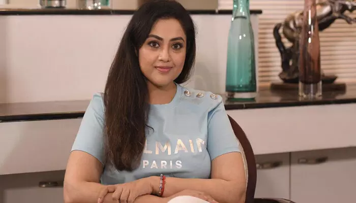 എനിക്കൊരു മകളുണ്ടെന്ന കാര്യം പോലും മറക്കരുത്, ഇതെല്ലാം കണ്ടില്ലെന്ന് വെക്കാൻ കഴിയില്ല; രണ്ടാം വിവാഹ വാർത്തകളിൽ പൊട്ടിത്തെറിച്ച് നടി മീന; ഇത്തരക്കാരോട് പുച്ഛമെന്നും താരം എനിക്കൊരു മകളുണ്ടെന്ന കാര്യം പോലും മറക്കരുത്, ഇതെല്ലാം കണ്ടില്ലെന്ന് വെക്കാൻ കഴിയില്ല; രണ്ടാം വിവാഹ വാർത്തകളിൽ പൊട്ടിത്തെറിച്ച് നടി മീന; ഇത്തരക്കാരോട് പുച്ഛമെന്നും താരം