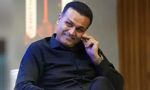 ബൗളിംഗിൽ ശ്രദ്ധിക്കേണ്ടതുണ്ട്, യഥാർത്ഥ പരീക്ഷണം ഇനി വരാനിരിക്കുന്നതേയുള്ളൂ; ഇന്ത്യൻ ബൗളിംഗ് നിരയുടെ പോരായ്മകൾ ചൂണ്ടിക്കാട്ടി വീരേന്ദർ സെവാഗ്