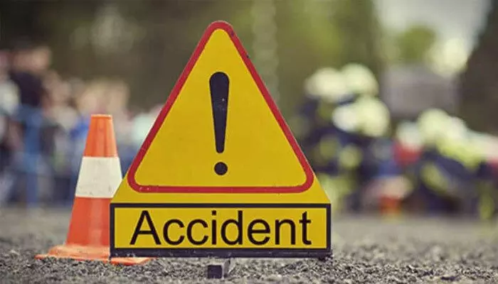 ഭയങ്കര സ്പീഡിലെത്തിയ കാർ; പെട്ടെന്ന് ഉഗ്ര ശബ്ദം; ഡൽഹിയിൽ ഡെലിവറി ബോയിക്ക് ദാരുണാന്ത്യം; കണ്ണീരോടെ കുടുംബം ഭയങ്കര സ്പീഡിലെത്തിയ കാർ; പെട്ടെന്ന് ഉഗ്ര ശബ്ദം; ഡൽഹിയിൽ ഡെലിവറി ബോയിക്ക് ദാരുണാന്ത്യം; കണ്ണീരോടെ കുടുംബം