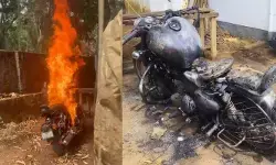 സ്റ്റാർട്ട് ചെയ്യുന്നതിനിടെ റോയൽ എൻഫീൽഡ് ബൈക്കിന് തീപിടിച്ചു; ഉടമ രക്ഷപ്പെട്ടത് അത്ഭുതകരമായി; പവർ പ്ലഗിൽ നിന്നുള്ള തകരാറെന്ന് സംശയം; സംഭവം തിരുവനന്തപുരത്ത്