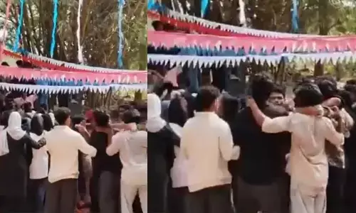 ഷര്‍ട്ടിന്റെ ബട്ടന്‍ ഇടാന്‍ ആവശ്യപ്പെട്ട് റാഗിങ്; ചോദ്യം ചെയ്തതില്‍ വൈരാഗ്യം; കോളെജ് ഡേ പരിപാടിക്കിടെ ജൂനിയര്‍ വിദ്യാര്‍ത്ഥിക്ക് സിനീയേഴ്സിന്റെ മര്‍ദനം