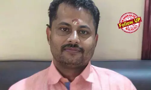 ശിക്ഷിക്കപ്പെട്ട് മൂന്ന് മാസം തികഞ്ഞില്ല, അപ്പോഴേക്കും പുറത്തിറക്കി! മൂന്ന് ദിവസത്തെ അടിയന്തര പരോള്‍ ഒരു മാസമാക്കി മാറ്റി ആഭ്യന്തര സെക്രട്ടറി; പാലത്തായി പോക്‌സോ പീഡന കേസ് പ്രതി പത്മരാജന് പരോള്‍ നീട്ടിയത് വിവാദമാകുന്നു; കീഴ് വഴക്ക ലംഘനമെന്ന് ആക്ഷേപം