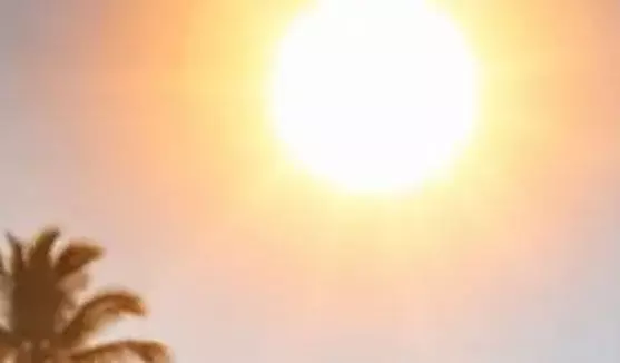 സംസ്ഥാനത്ത് അള്ട്രാവയലറ്റ് വികിരണതോത് വര്ധിക്കുന്നു; സംസ്ഥാനത്ത് 8 ഇടത്ത് യെല്ലോ അലര്ട്ട് സംസ്ഥാനത്ത് അള്ട്രാവയലറ്റ് വികിരണതോത് വര്ധിക്കുന്നു; സംസ്ഥാനത്ത് 8 ഇടത്ത് യെല്ലോ അലര്ട്ട്