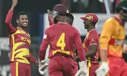 സ്പിൻ കെണിയിൽ വീണ് സിക്കന്ദർ റാസയും സംഘവും; സിംബാബ്വെയെ ചുരുട്ടിക്കെട്ടി മോട്ടിയും ഹോസൈനും; ടി20 ലോകകപ്പിൽ വെസ്റ്റ് ഇൻഡീസിന് കൂറ്റൻ ജയം; നെറ്റ് റൺറേറ്റിൽ വിൻഡീസ് തലപ്പത്ത്; ഇന്ത്യയുടെ സെമി ഫൈനൽ സാധ്യതകൾ തുലാസിൽ സ്പിൻ കെണിയിൽ വീണ് സിക്കന്ദർ റാസയും സംഘവും; സിംബാബ്വെയെ ചുരുട്ടിക്കെട്ടി മോട്ടിയും ഹോസൈനും; ടി20 ലോകകപ്പിൽ വെസ്റ്റ് ഇൻഡീസിന് കൂറ്റൻ ജയം; നെറ്റ് റൺറേറ്റിൽ വിൻഡീസ് തലപ്പത്ത്; ഇന്ത്യയുടെ സെമി ഫൈനൽ സാധ്യതകൾ തുലാസിൽ