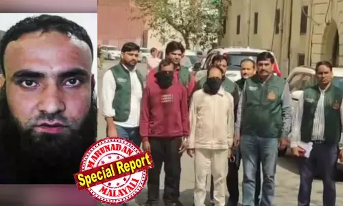 തിരുപ്പൂരിലെ ബനിയന്‍ കമ്പനികളിലെ തയ്യല്‍ക്കാരായ ലഷ്‌കര്‍ ഭീകരര്‍ ലക്ഷ്യമിട്ടത് ഇന്ത്യയെ നടുക്കുന്ന സ്‌ഫോടനങ്ങള്‍! ബംഗ്ലാദേശില്‍ നിന്നും നുഴഞ്ഞുകയറി ആധാര്‍ കാര്‍ഡും സംഘടിപ്പിച്ചു; ഇന്ത്യയിലെ സ്ലീപ്പര്‍ സെല്ലുകളെ നിയന്ത്രിച്ചത് ഹാഫിസ് സയീദിന്റെ നേരിട്ടുള്ള ചാരന്‍ ഷബീര്‍ അഹമ്മദ് ലോണ്‍; പ്രധാന നിര്‍മിതികളുടെ വീഡിയോ എടുക്കാന്‍ നിര്‍ദേശം നല്‍കി;  ചാവേറുകളെ കുരുക്കിയത് മെട്രോ സ്റ്റേഷനിലെ ഫ്രീ കാശ്മീര്‍ പോസ്റ്ററുകള്‍ തേടിയുള്ള  അന്വേഷണം