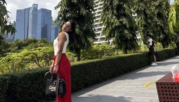 ഇന്ത്യയിലെ തുറിച്ചുനോട്ടങ്ങളും അനാവശ്യ കമന്റുകളും ഇവിടെയില്ല; സ്വന്തം ഇഷ്ടപ്രകാരം ജീവിക്കാം; മറ്റുള്ളവരുടെ കാര്യങ്ങളിൽ ഇടപെടാത്ത ലോകം അത്ഭുതപ്പെടുത്തി; വൈറലായി യുവതിയുടെ കുറിപ്പ് ഇന്ത്യയിലെ തുറിച്ചുനോട്ടങ്ങളും അനാവശ്യ കമന്റുകളും ഇവിടെയില്ല; സ്വന്തം ഇഷ്ടപ്രകാരം ജീവിക്കാം; മറ്റുള്ളവരുടെ കാര്യങ്ങളിൽ ഇടപെടാത്ത ലോകം അത്ഭുതപ്പെടുത്തി; വൈറലായി യുവതിയുടെ കുറിപ്പ്