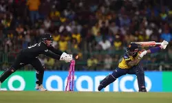 സംയുക്ത ആതിഥേയരില്‍ ഒരാള്‍ പുറത്ത്! ശ്രീലങ്കയെ ന്യൂസിലന്‍ഡ് വീഴ്ത്തിയത് 61 റണ്‍സിന്; 4 വിക്കറ്റുമായി തിളങ്ങി രചിന്‍ രവീന്ദ്ര; ഗ്രൂപ്പ് ബിയില്‍ നിന്ന് ഇംഗ്ലണ്ടിന് പിന്നാലെ സെമി സാധ്യത സജീവമാക്കി ന്യൂസിലന്‍ഡും; പാക്കിസ്ഥാന്റെ നിലയും പരുങ്ങലില്‍; ഇന്ത്യയുടെ ഭാവി നാളെ അറിയാം