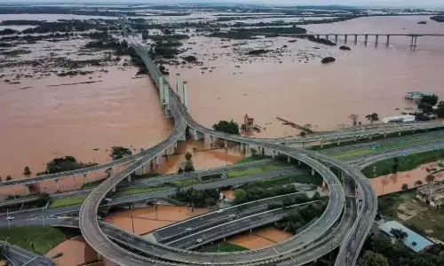 ബ്രസീലിനെ ദുരതത്തിലാക്കി മിന്നല്‍ പ്രളയം; 25 മരണം, 40 പേരെ കാണാനില്ല