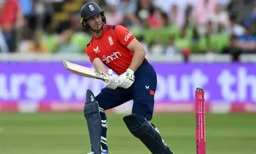 ബട്ലർ ലോക ക്രിക്കറ്റിലെ പവർഹൗസ്, എല്ലാ വേദികളിലും മികവ് തെളിയിച്ച താരം; ഫോമിലേക്ക് തിരിച്ചെത്തും; മുൻ നായകന് പിന്തുണയുമായി ഹാരി ബ്രൂക്ക്