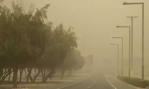ശക്തമായ കാറ്റിനും പൊടിപടലങ്ങൾക്കും സാധ്യത; പുറത്തിറങ്ങുമ്പോൾ സൂക്ഷിക്കണം; ജാഗ്രത നിർദ്ദേശവുമായി ഖത്തർ കാലാവസ്ഥ വകുപ്പ്
