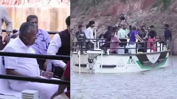 ആക്കുളം - ചേറ്റുവ ജലപാത തുറന്നു; ബോട്ട് യാത്ര നടത്തി മുഖ്യമന്ത്രി പിണറായി; യാത്രകള്ക്കും ചരക്കുനീക്കത്തിനും പാത പ്രയോജനപ്പെടും ആക്കുളം - ചേറ്റുവ ജലപാത തുറന്നു; ബോട്ട് യാത്ര നടത്തി മുഖ്യമന്ത്രി പിണറായി; യാത്രകള്ക്കും ചരക്കുനീക്കത്തിനും പാത പ്രയോജനപ്പെടും