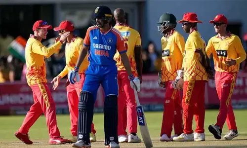 സൂപ്പര്‍ എട്ടില്‍ ഇന്ത്യയെ കാത്തിരിക്കുന്ന സിംബാബ്വെ ചെറിയ മീനല്ല! ഇന്ത്യയെ തോല്‍പ്പിച്ചത് മൂന്ന് തവണ; ആതിഥേയരായ ശ്രീലങ്കയും പുറത്തായതോടെ ഇന്ത്യന്‍ ക്യാമ്പില്‍ നെഞ്ചിടിപ്പ്