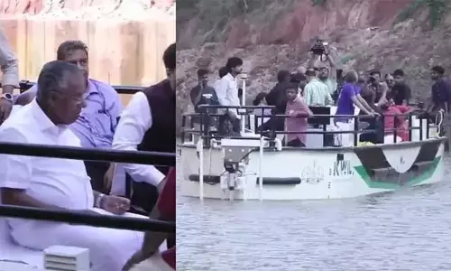 ആക്കുളം - ചേറ്റുവ ജലപാത തുറന്നു; ബോട്ട് യാത്ര നടത്തി മുഖ്യമന്ത്രി പിണറായി; യാത്രകള്‍ക്കും ചരക്കുനീക്കത്തിനും പാത പ്രയോജനപ്പെടും