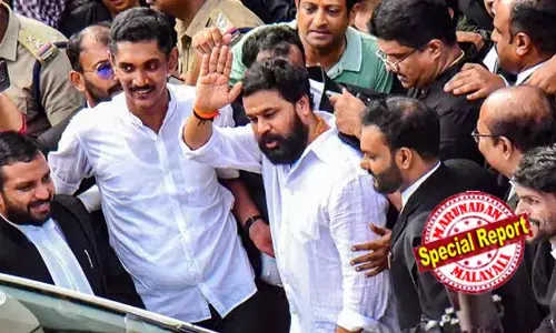 ദിലീപും പള്‍സര്‍ സുനിയും 6 വട്ടം കണ്ടു! ആ കത്ത് ക്വട്ടേഷന്‍ തുകയ്ക്ക് തന്നെ; ദൃശ്യങ്ങള്‍ നടന്റെ കൈവശമെത്തിയതിന് തെളിവുണ്ട്; തെളിവുകള്‍ പക്ഷപാതപരമായി തള്ളി; പള്‍സര്‍ സുനിയുടെ ശിക്ഷ കൂട്ടണം; വെറുതെ വിട്ട സുഹൃത്ത് ശരത്, ചാര്‍ളി എന്നിവരെയും ശിക്ഷിക്കണം; 400 പേജുള്ള അപ്പീലുമായി സര്‍ക്കാര്‍ ഹൈക്കോടതിയില്‍