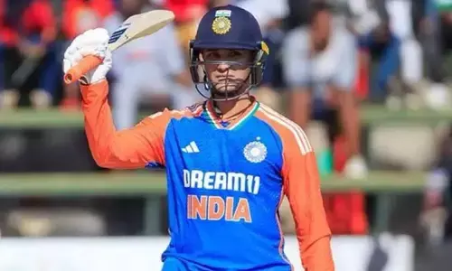 ഇനിയും പൂജ്യത്തിനു പുറത്തായാലും എല്ലാ മത്സരങ്ങളിലും കളിപ്പിക്കുമെന്ന ഉറപ്പ് നല്‍കി;  ഈ ഉറപ്പാണ് സിംബാബ്വെക്കെതിരെ സമ്മര്‍ദമില്ലാതെ കളിക്കാന്‍ സഹായിച്ചത്;  ഇത് വെറുമൊരു ടീം മാത്രമല്ല, ഒരു കുടുംബം പോലെയാണ്;  തിരിച്ചുവരവിന് കോച്ചും ക്യാപ്റ്റനും നല്‍കിയ പിന്തുണയെക്കുറിച്ച് അഭിഷേക് പറഞ്ഞത്