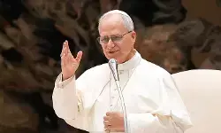 സമാധാനവും സ്ഥിരതയും ഉണ്ടാക്കേണ്ടത് ആയുധം കൊണ്ടല്ല, സംവാദത്തിലൂടെ; സംഘര്ഷം അവസാനിപ്പിക്കണമെന്ന് മാര്പാപ്പ സമാധാനവും സ്ഥിരതയും ഉണ്ടാക്കേണ്ടത് ആയുധം കൊണ്ടല്ല, സംവാദത്തിലൂടെ; സംഘര്ഷം അവസാനിപ്പിക്കണമെന്ന് മാര്പാപ്പ