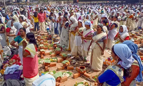 ആറ്റുകാല്‍ പൊങ്കാല, ആരോഗ്യ വകുപ്പ് സജ്ജം: മന്ത്രി വീണാ ജോര്‍ജ്; കഠിനമായ ചൂട്: ഇടയ്ക്കിടെ വെള്ളം കുടിയ്ക്കണം; പൊങ്കാലയിടുന്നവര്‍ ശ്രദ്ധിക്കേണ്ട കാര്യങ്ങള്‍