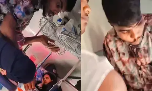 എന്തൊരു മോശം അവസ്ഥയാണിത്..!! ട്രെയിനിൽ കച്ചവടം നടത്തുന്ന പാവപ്പെട്ടവരിൽ നിന്ന് അതിവിദഗ്ധമായി കള്ളത്തരം കാണിക്കുന്ന യാത്രക്കാരൻ; വ്യാപക വിമർശനം