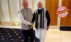 എന്റെ പ്രിയ സുഹൃത്ത് മോദിക്ക് നന്ദി, ഇന്ത്യയുടെ സൗഹൃദം മറക്കില്ല: തകര്ന്നടിഞ്ഞ സിനഗോഗിന് മുന്നില് നിന്ന് നെതന്യാഹു എന്ഡിടിവിയോട്; ഖമനേയിയുടെ മരണത്തിന് പിന്നാലെ ഇറാന് ഭരണകൂടത്തെയും തൂത്തെറിയാന് ആഹ്വാനം; പശ്ചിമേഷ്യയില് യുദ്ധം കടുക്കുന്നു എന്റെ പ്രിയ സുഹൃത്ത് മോദിക്ക് നന്ദി, ഇന്ത്യയുടെ സൗഹൃദം മറക്കില്ല: തകര്ന്നടിഞ്ഞ സിനഗോഗിന് മുന്നില് നിന്ന് നെതന്യാഹു എന്ഡിടിവിയോട്; ഖമനേയിയുടെ മരണത്തിന് പിന്നാലെ ഇറാന് ഭരണകൂടത്തെയും തൂത്തെറിയാന് ആഹ്വാനം; പശ്ചിമേഷ്യയില് യുദ്ധം കടുക്കുന്നു