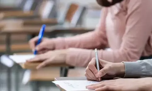 പശ്ചിമേഷ്യയിലെ യുദ്ധസാഹചര്യം: ഗള്ഫിലെ എസ്എസ്എല്സി, പ്ലസ്ടു പരീക്ഷകള് മാറ്റിവെച്ചു പശ്ചിമേഷ്യയിലെ യുദ്ധസാഹചര്യം: ഗള്ഫിലെ എസ്എസ്എല്സി, പ്ലസ്ടു പരീക്ഷകള് മാറ്റിവെച്ചു