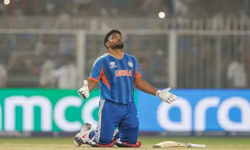 അവൻ വരുന്നത് ദൈവത്തിന്റെ സ്വന്തം നാട്ടിൽ നിന്ന്, അതുകൊണ്ട് തന്നെ അവൻ ദൈവത്തിന്റെ പ്ലാനിലുണ്ട്; ഇത് പക്വതയുള്ള സഞ്ജു; മലയാളി താരത്തെ വാനോളം പുകഴ്ത്തി ആകാശ് ചോപ്ര