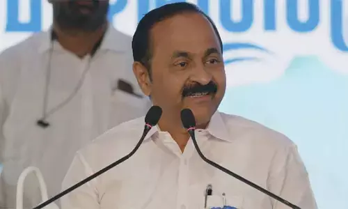 രമേഷ് പിഷാരടി മത്സരിക്കുന്നതില് തീരുമാനമായില്ല, അടുത്ത പൊങ്കാലക്ക് കോണ്ഗ്രസ് മുഖ്യമന്ത്രി ക്ലിഫ് ഹൗസിലുണ്ടാവും; പ്രതികരിച്ച് പ്രതിപക്ഷ നേതാവ് രമേഷ് പിഷാരടി മത്സരിക്കുന്നതില് തീരുമാനമായില്ല, അടുത്ത പൊങ്കാലക്ക് കോണ്ഗ്രസ് മുഖ്യമന്ത്രി ക്ലിഫ് ഹൗസിലുണ്ടാവും; പ്രതികരിച്ച് പ്രതിപക്ഷ നേതാവ്