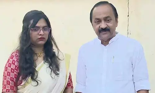 അച്ഛന്റെ ആഗ്രഹങ്ങള്‍ നടക്കണം; മുഖ്യമന്ത്രിയാകണമെന്നല്ല, കോണ്‍ഗ്രസിന് നല്ല റിസല്‍ട്ട് ഉണ്ടാകണമെന്നാണ് ആഗ്രഹം; പരിശ്രമത്തിന് ഫലം കണാണം എന്നാണ് ആഗ്രഹം;  പൊങ്കാലയിട്ട് വി ഡി സതീശന്റെ മകള്‍