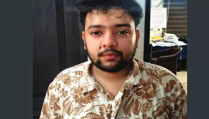 വധുഗൃഹത്തില് എംഡിഎംഎ ഒളിപ്പിച്ച് നവവരന്; മണിയറയിലെ ബാത്ത് റൂമില് ഒളിപ്പിച്ച എംഡിഎംഎ കണ്ടെടുത്ത് പോലിസ് വധുഗൃഹത്തില് എംഡിഎംഎ ഒളിപ്പിച്ച് നവവരന്; മണിയറയിലെ ബാത്ത് റൂമില് ഒളിപ്പിച്ച എംഡിഎംഎ കണ്ടെടുത്ത് പോലിസ്