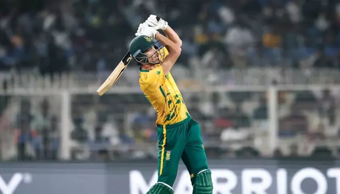 അഞ്ചിന് 77 റണ്സെന്ന നിലയില് തകര്ന്നു; രക്ഷകനായി മാര്കോ യാന്സണ്; 30 പന്തില് 55 റണ്സ്; ദക്ഷിണാഫ്രിക്കയ്ക്ക് എതിരെ കിവീസിന് 170 റണ്സ് വിജയലക്ഷ്യം; മിന്നുന്ന തുടക്കമിട്ട് ടിം സിഫര്ട്ടും ഫിന് അലനും അഞ്ചിന് 77 റണ്സെന്ന നിലയില് തകര്ന്നു; രക്ഷകനായി മാര്കോ യാന്സണ്; 30 പന്തില് 55 റണ്സ്; ദക്ഷിണാഫ്രിക്കയ്ക്ക് എതിരെ കിവീസിന് 170 റണ്സ് വിജയലക്ഷ്യം; മിന്നുന്ന തുടക്കമിട്ട് ടിം സിഫര്ട്ടും ഫിന് അലനും