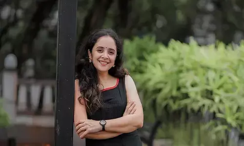 യുകെയിൽ വെച്ച് ഭർത്താവിന് ചെവിവേദനയുണ്ടായപ്പോൾ ആശുപത്രി അധികൃതർ പറഞ്ഞത് ഇങ്ങനെ; കേരളത്തിലെ അവസ്ഥ അതല്ല; ആരോഗ്യമന്ത്രിക്കെതിരായ ആക്രമണം വിഷമമുണ്ടാക്കിയെന്നും അഞ്ജു ജോസഫ്