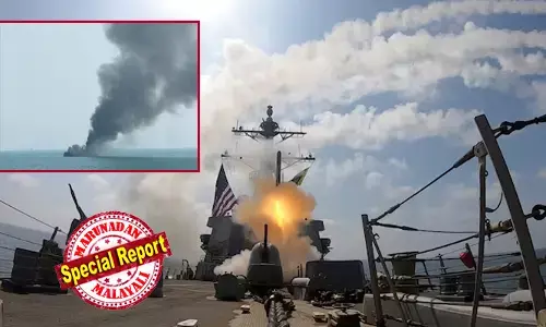 അത്യധികം പശ്ചാത്തപിക്കേണ്ടിവരും! IRIS ദേനയെ ടോര്‍പ്പിഡോ ഉപയോഗിച്ച് തകര്‍ത്തതിന് ആദ്യം മുന്നറിയിപ്പ്;  പിന്നാലെ പ്രതികാരം;  പേര്‍ഷ്യന്‍ ഗള്‍ഫില്‍ അമേരിക്കന്‍ എണ്ണക്കപ്പല്‍ ആക്രമിച്ചെന്ന് ഇറാന്‍; യു എസ് കപ്പലിന് തീപ്പിടിച്ചതായി ഐആര്‍ജിസി; ഹോര്‍മുസ് കടലിടുക്കില്‍ കുടുങ്ങിയതില്‍ 37 ഇന്ത്യന്‍ കപ്പലുകളും; 1100ലധികം നാവികരുടെ സുരക്ഷയില്‍ ആശങ്ക